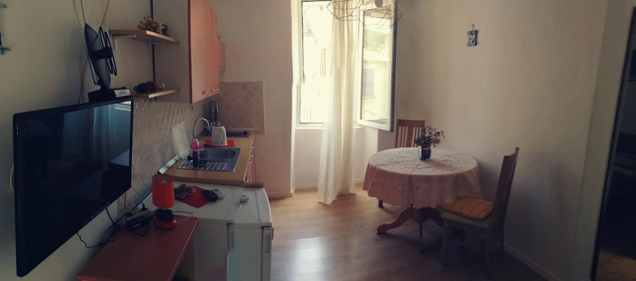 Apartments Ani Vela Luka Luaran gambar