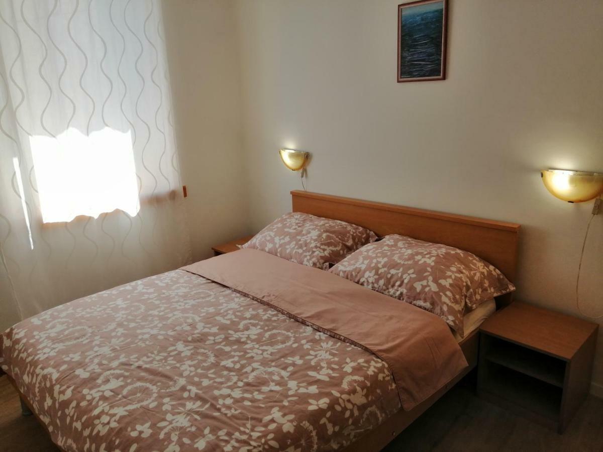 Apartments Ani Vela Luka Luaran gambar